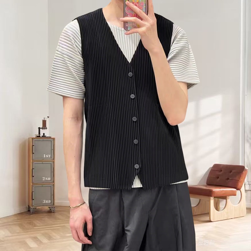 Miyake Pleated Original Unders – обзор и цена Undershirt Crew Neck