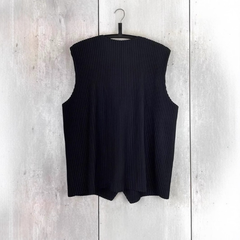 Miyake Pleated Original Unders – обзор и цена Undershirt Crew Neck